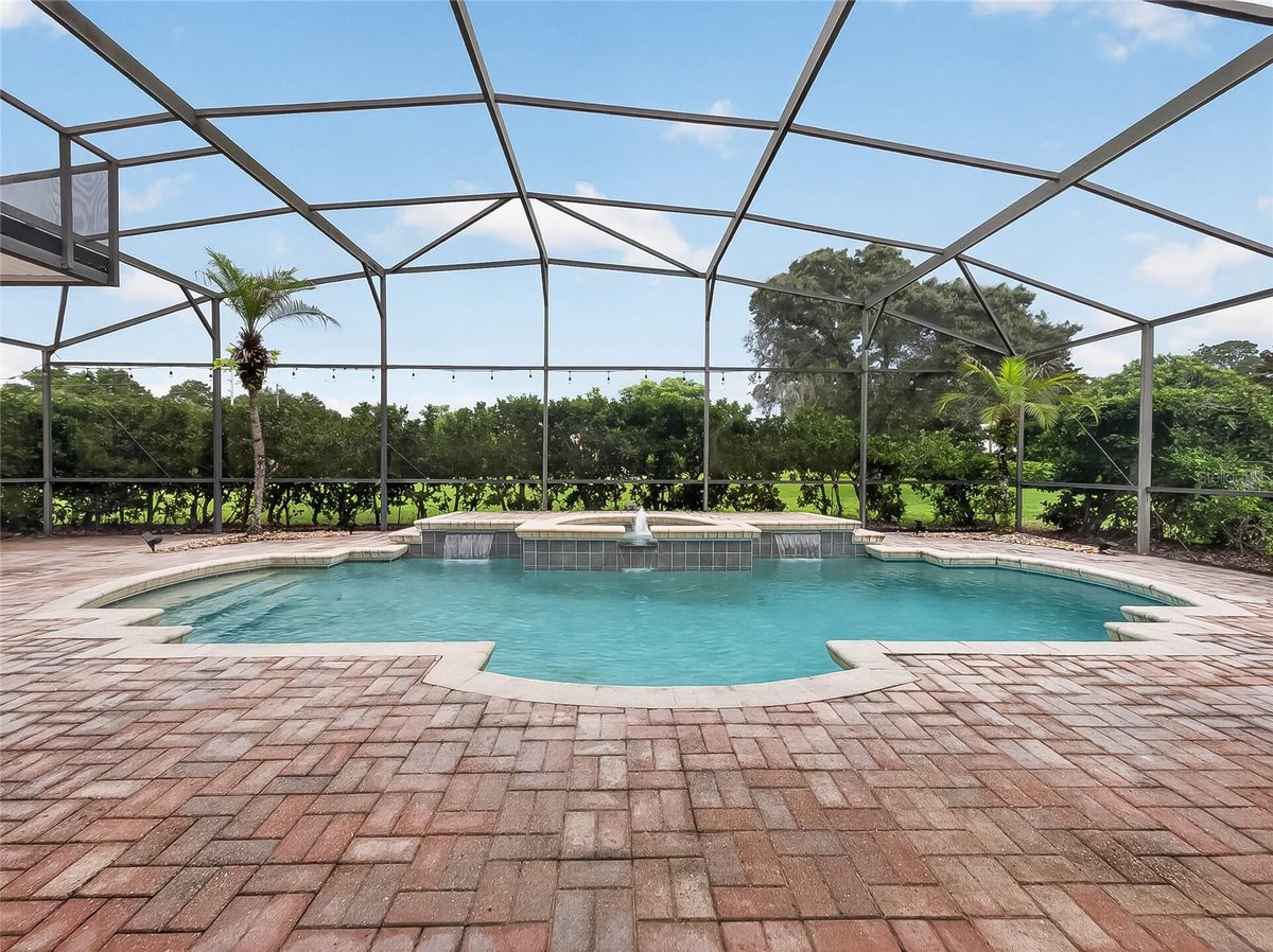 Screened Pool